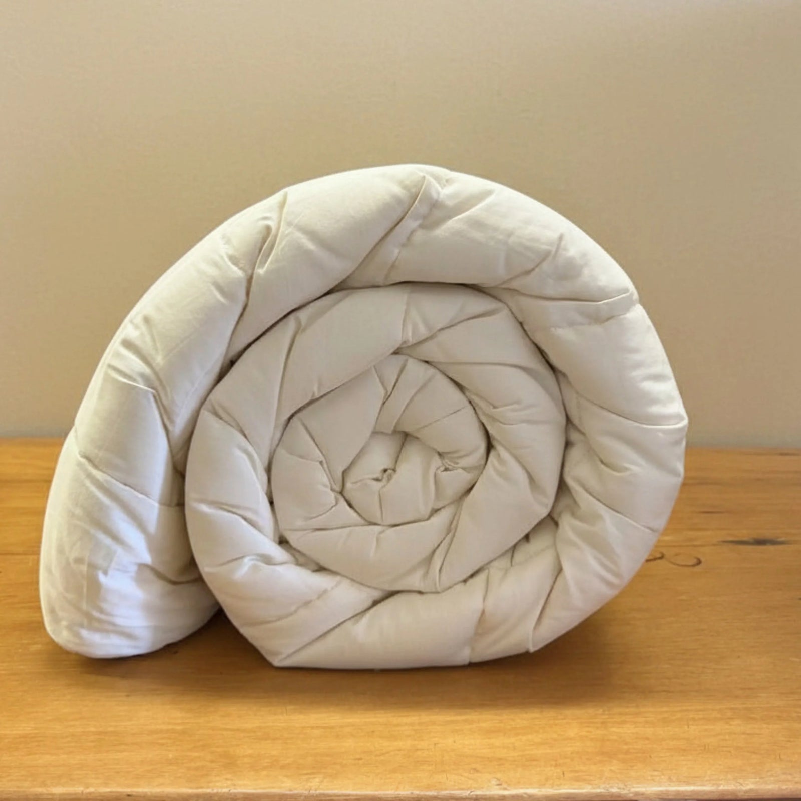 Classic Pure Wool Duvet by Snug Sleep – view 5
