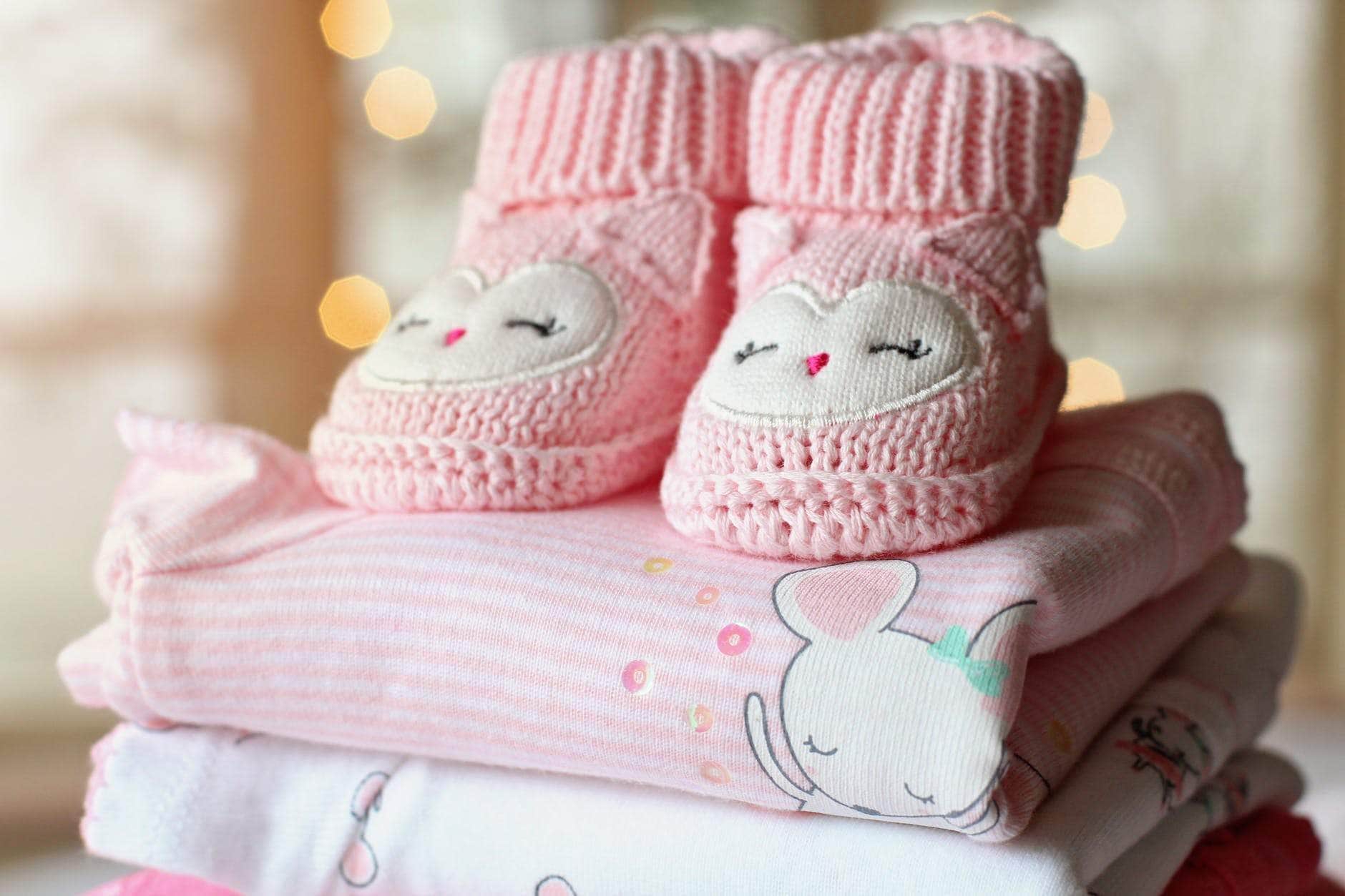 Personalized items make the best birthday gifts for baby’s first birthday