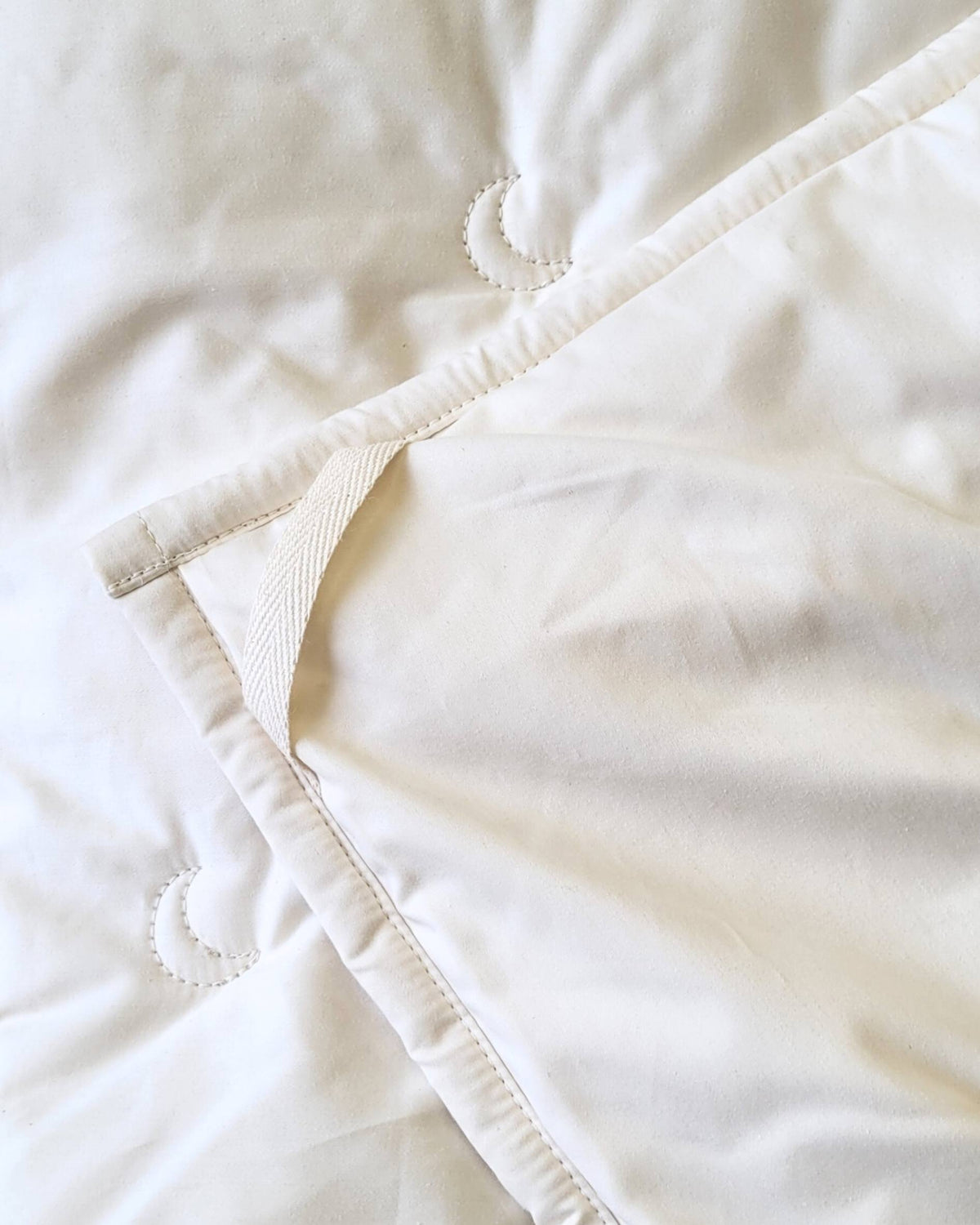 Alpaca & Wool Comforter by Crescent Moon – view 2