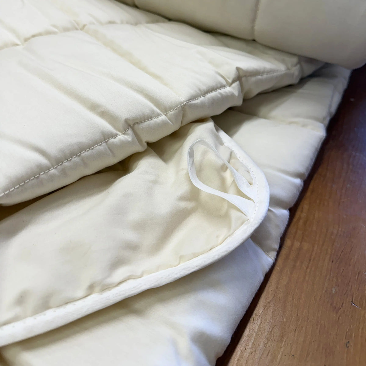 Classic Pure Wool Duvet by Snug Sleep – view 3