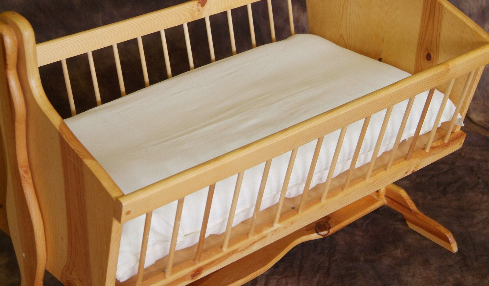 Organic Cotton Fitted Bassinet Sheet by Holy Lamb Organics – view 3