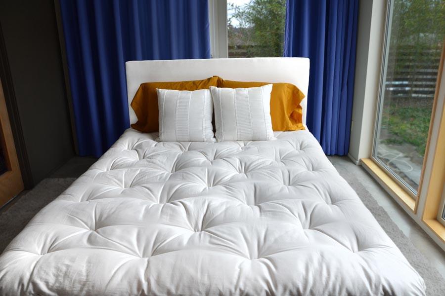 Deluxe Organic Wool Mattress Topper, 4 in by Soaring Heart Natural Beds – view 3