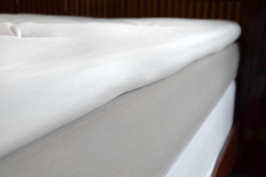 Organic Latex & Wool Mattress Topper, 3 in by Soaring Heart Natural Beds – view 4